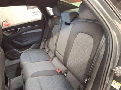 Audi A6 40 2.0 TDI quattro ultra S tronic Business Plus (5)