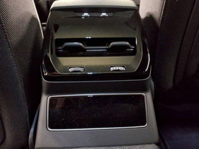 Audi A6 40 2.0 TDI quattro ultra S tronic Business Plus (10)