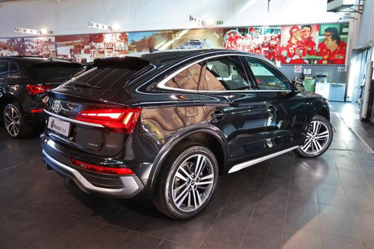 Audi Q5 Sportback Sportback 40 2.0 tdi mhev 12V quattro s-tronic (9)