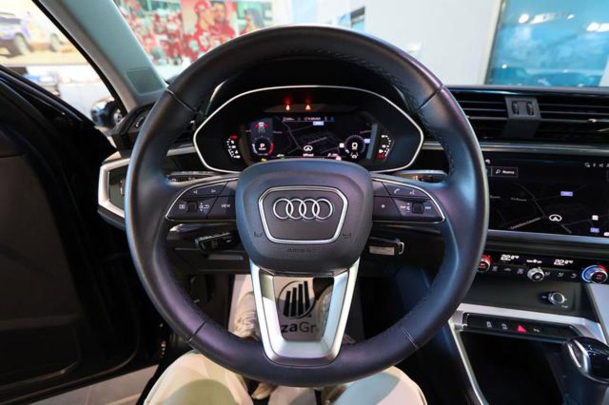 Audi Q3 35 2.0 tdi Business Advanced s-tronic (20)