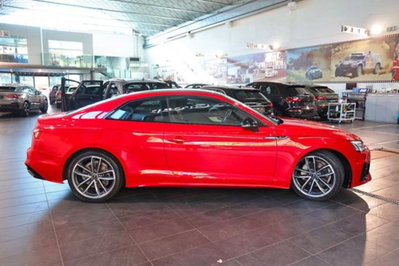 Audi A5 Coupé Coupe 40 2.0 tfsi mhev Business 204cv s-tronic (10)