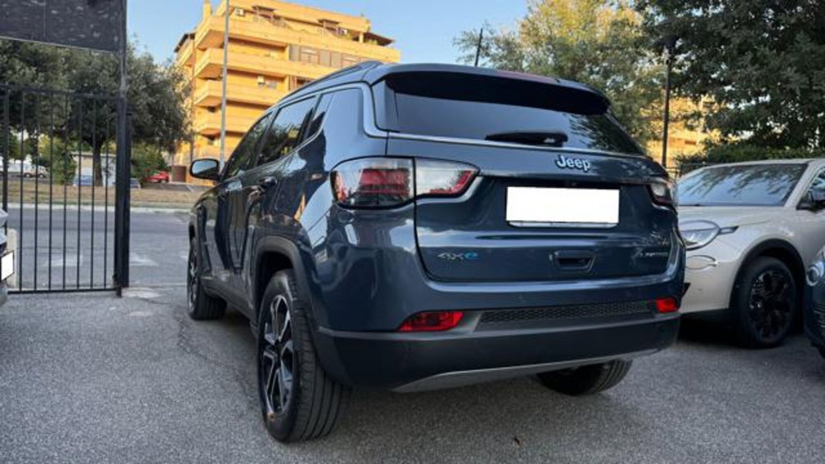 Jeep Compass 1.3 T4 190CV PHEV AT6 4xe Limited (3)