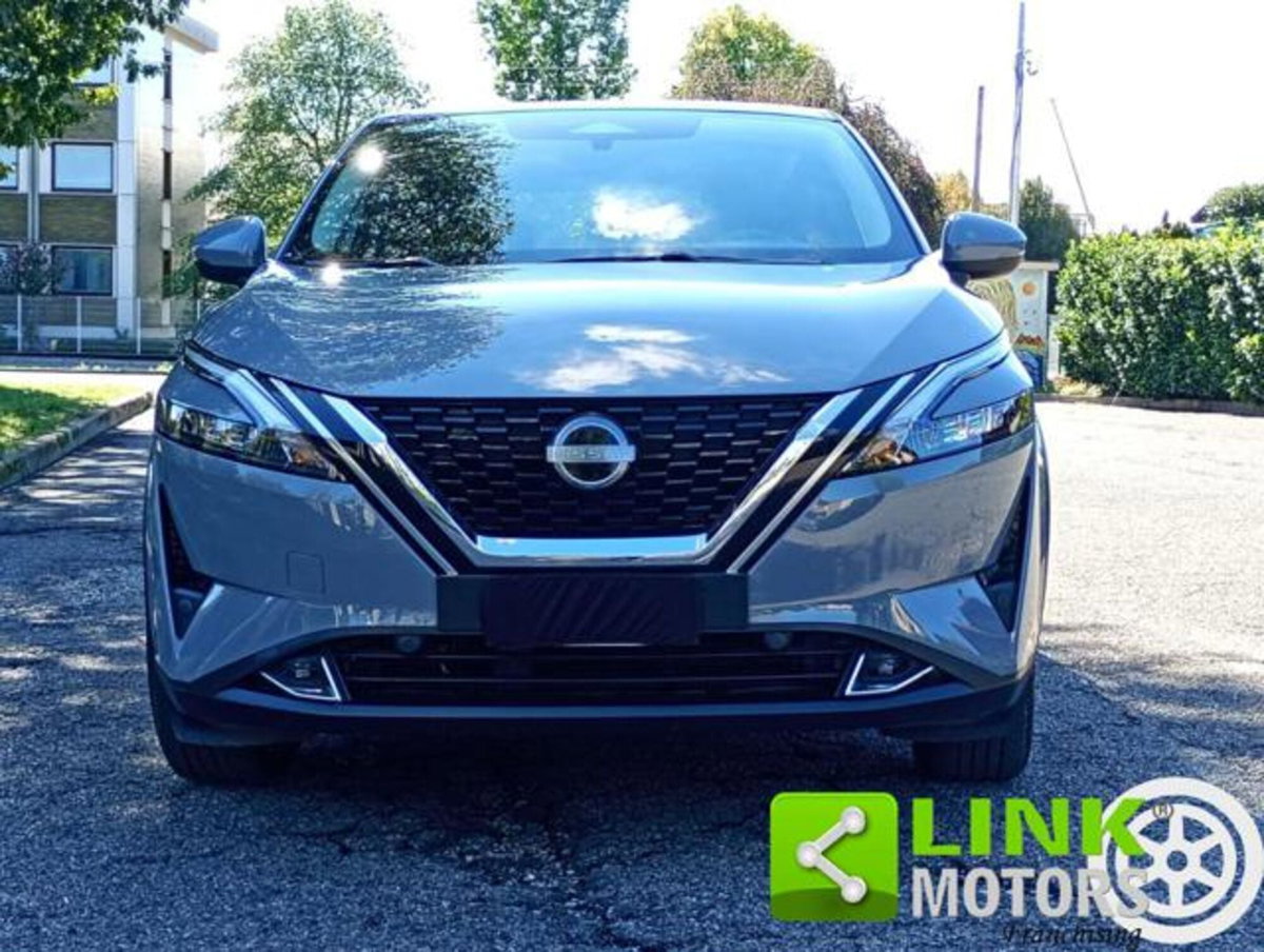 Nissan Qashqai 1.3 mhev Acenta 2wd 140cv (2)