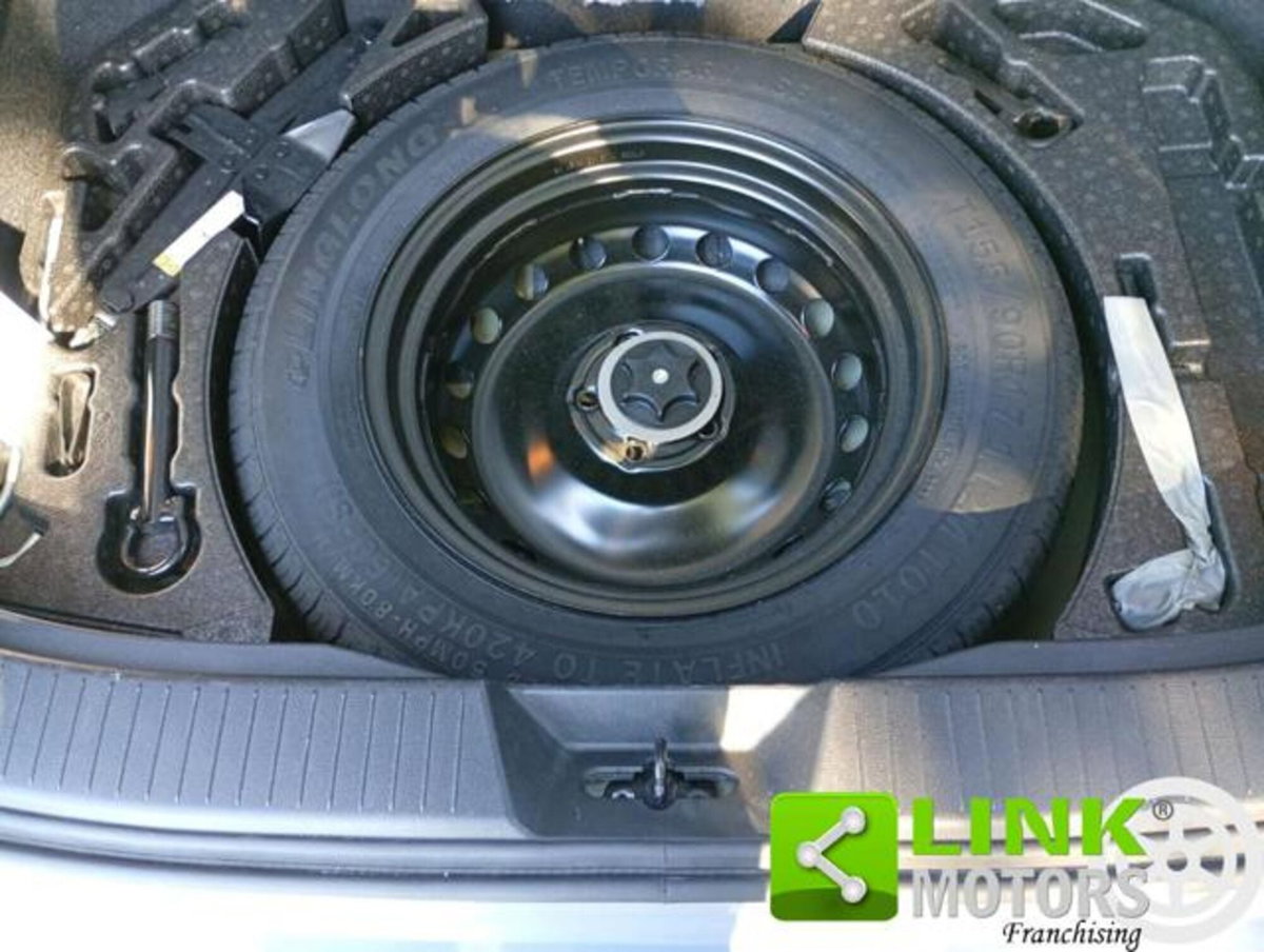 Nissan Qashqai 1.3 mhev Acenta 2wd 140cv (6)