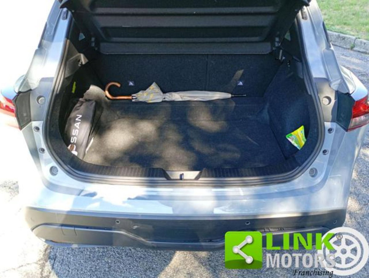 Nissan Qashqai 1.3 mhev Acenta 2wd 140cv (7)