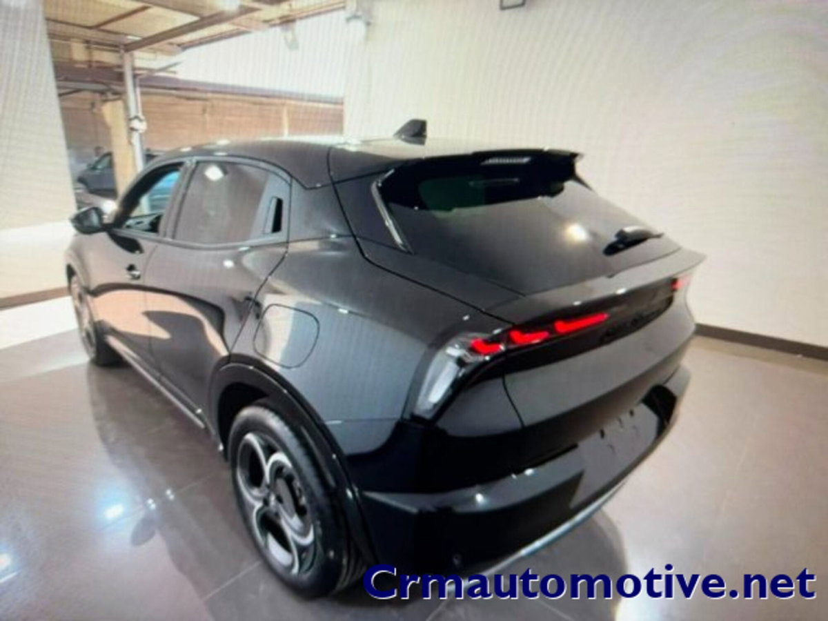 Alfa Romeo Junior 1.2 ibrida Q4 Sport Speciale 145cv edct6 (2)
