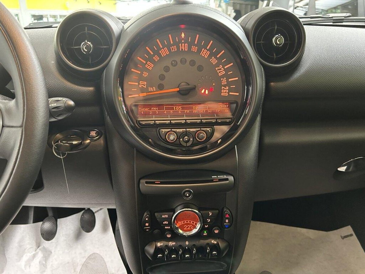 MINI Mini Countryman 1.6 Cooper D Countryman ALL4 (15)