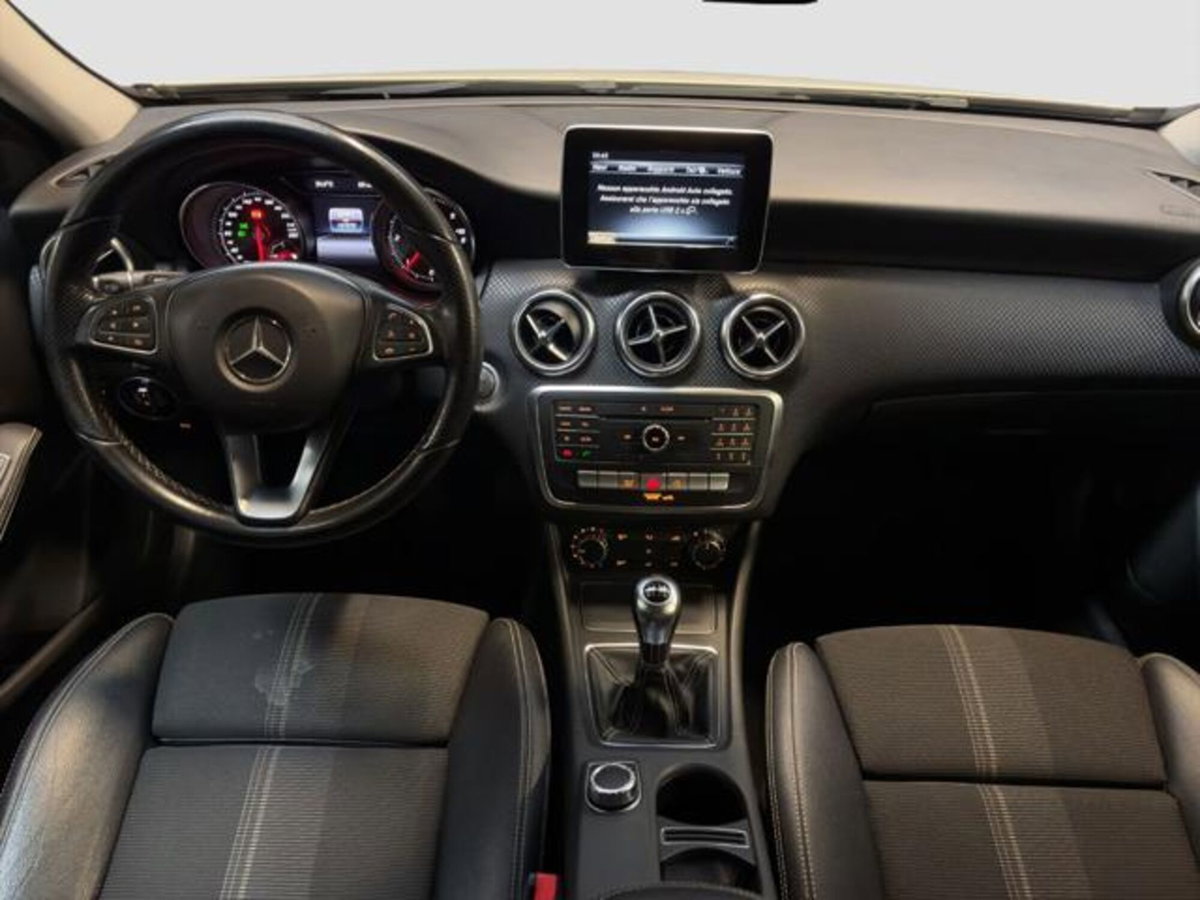 Mercedes-Benz Classe A 180 d Sport (12)