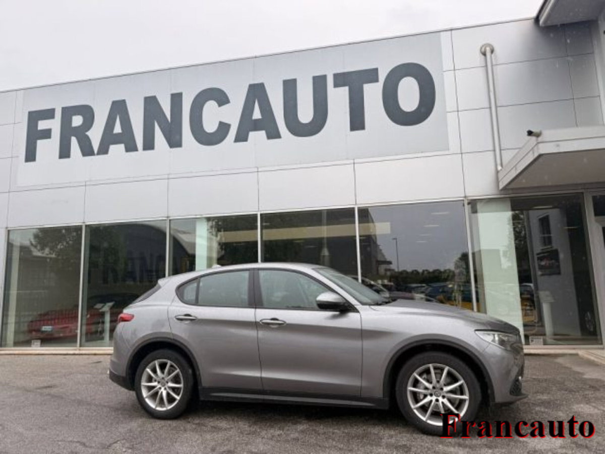 Alfa Romeo Stelvio Stelvio 2.2 Turbodiesel 190 CV AT8 RWD Executive (5)