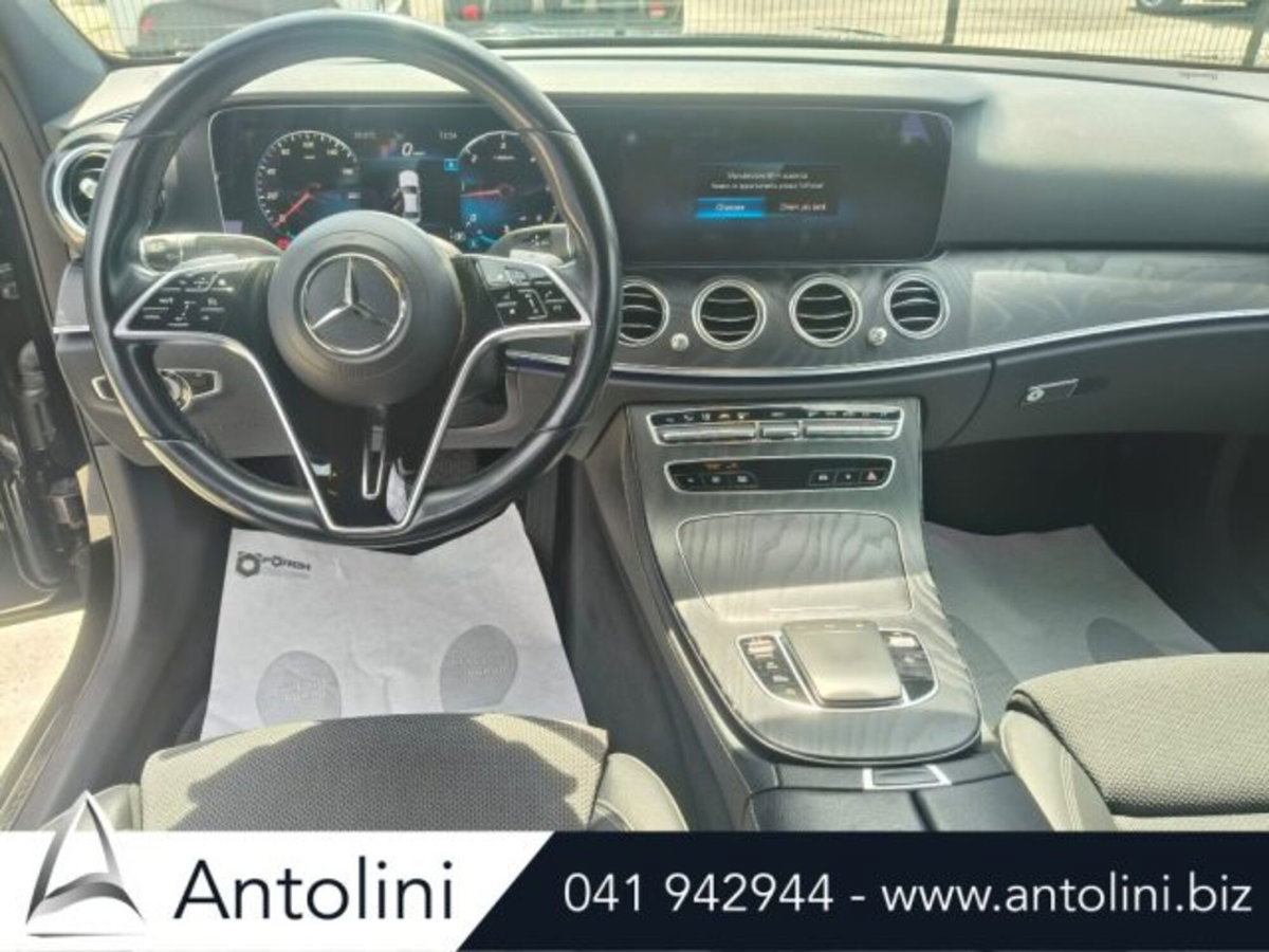 Mercedes-Benz Classe E 220 d 4Matic Auto Sport (12)