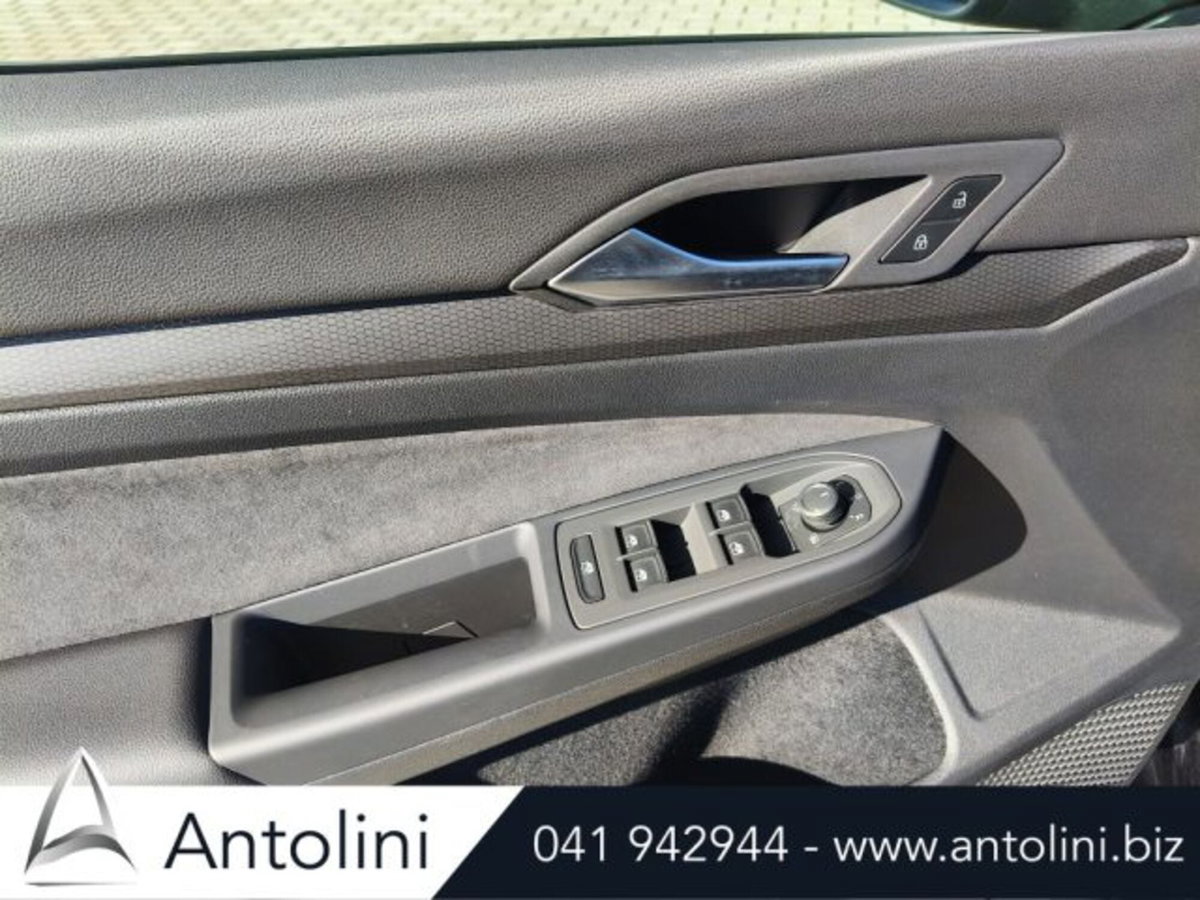 Volkswagen Golf 2.0 tsi GTI MT Ultimate 245cv (10)