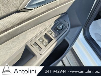 Volkswagen Golf 2.0 TSI GTI DSG (19)