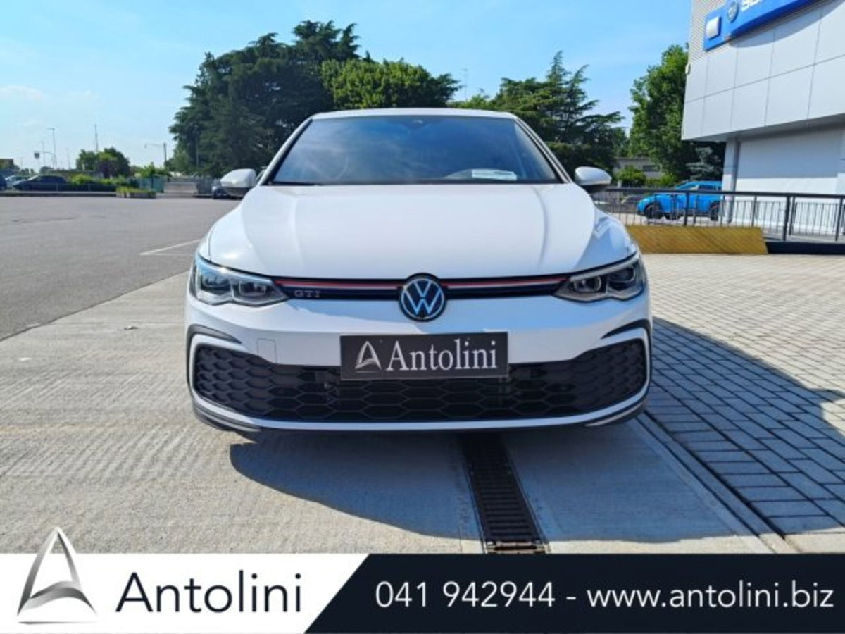 Volkswagen Golf 2.0 TSI GTI DSG (3)