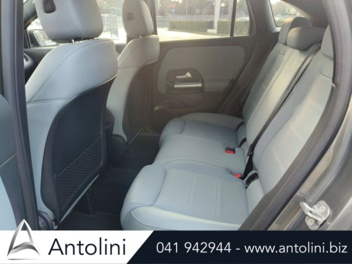 Mercedes-Benz GLA SUV 180 AMG Line Premium auto (10)