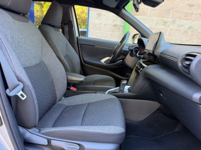 Toyota Yaris Cross 1.5h GR Sport Black Sky fwd 116cv e-cvt (12)