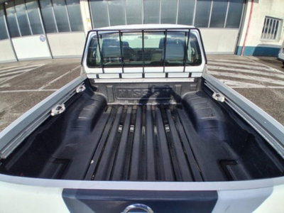 Nissan Navara 2.5 dCi 4 porte Double Cab XE (14)