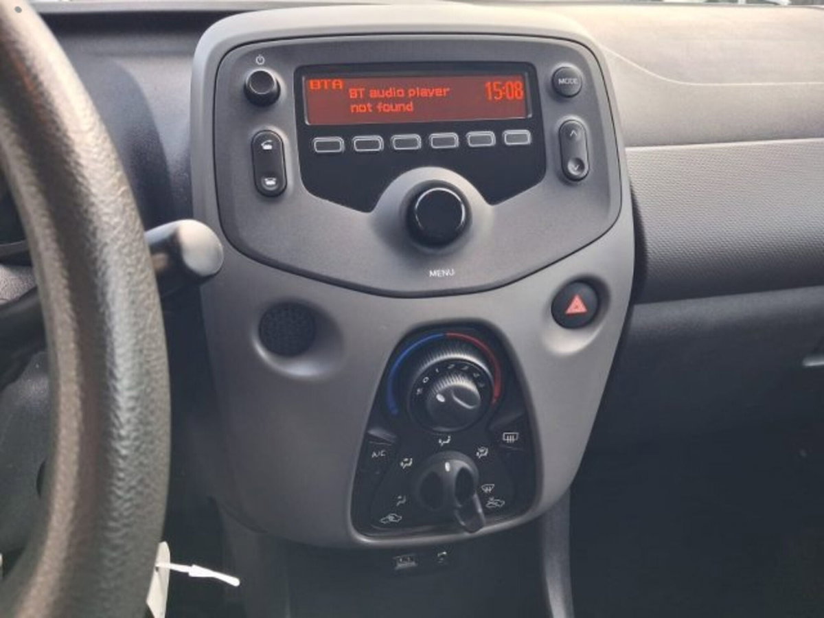 Peugeot 108 72 5 porte Active (14)