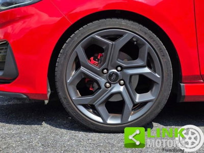 Ford Fiesta 1.5 Ecoboost 200 CV 5 porte ST (14)
