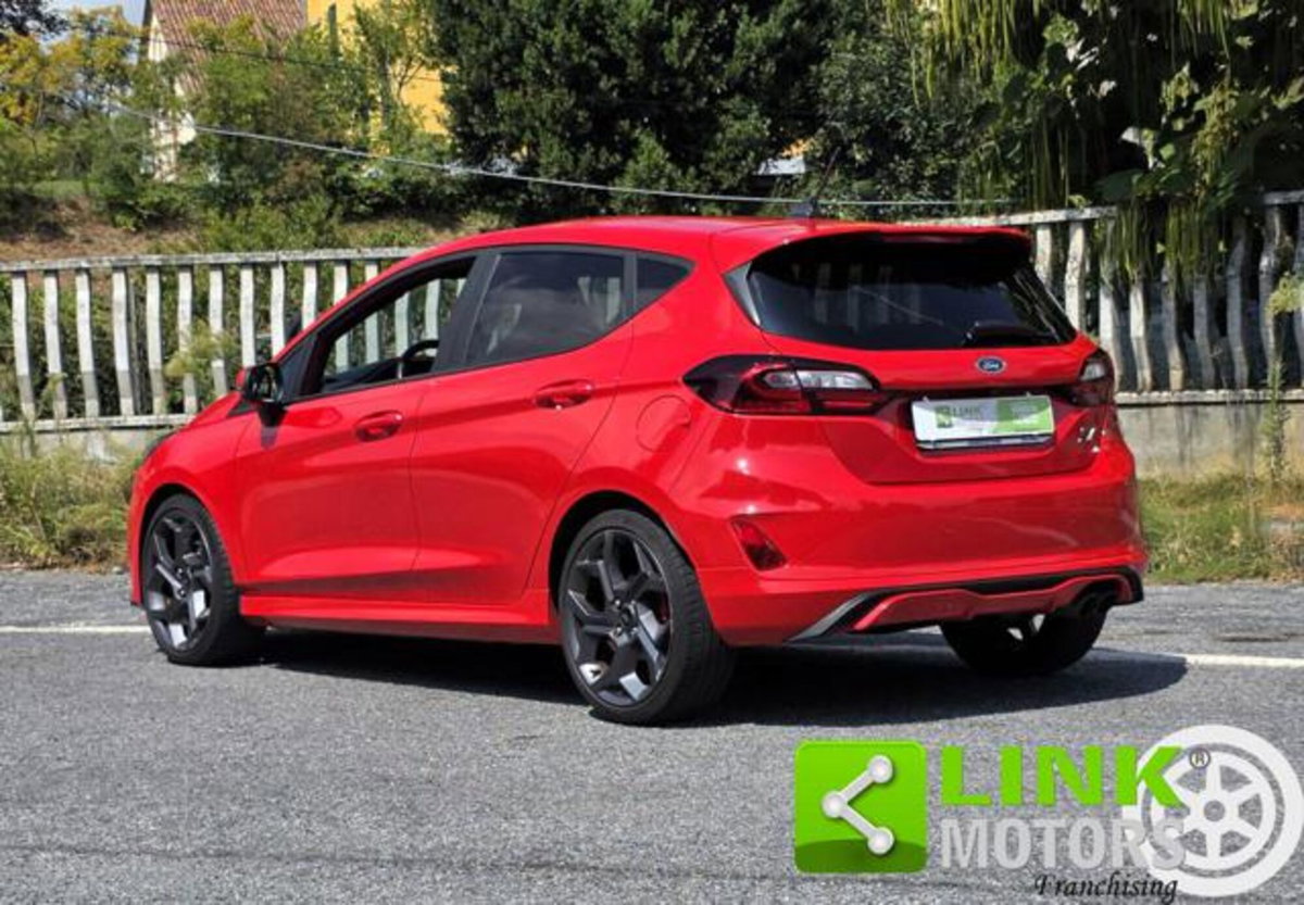 Ford Fiesta 1.5 Ecoboost 200 CV 5 porte ST (3)