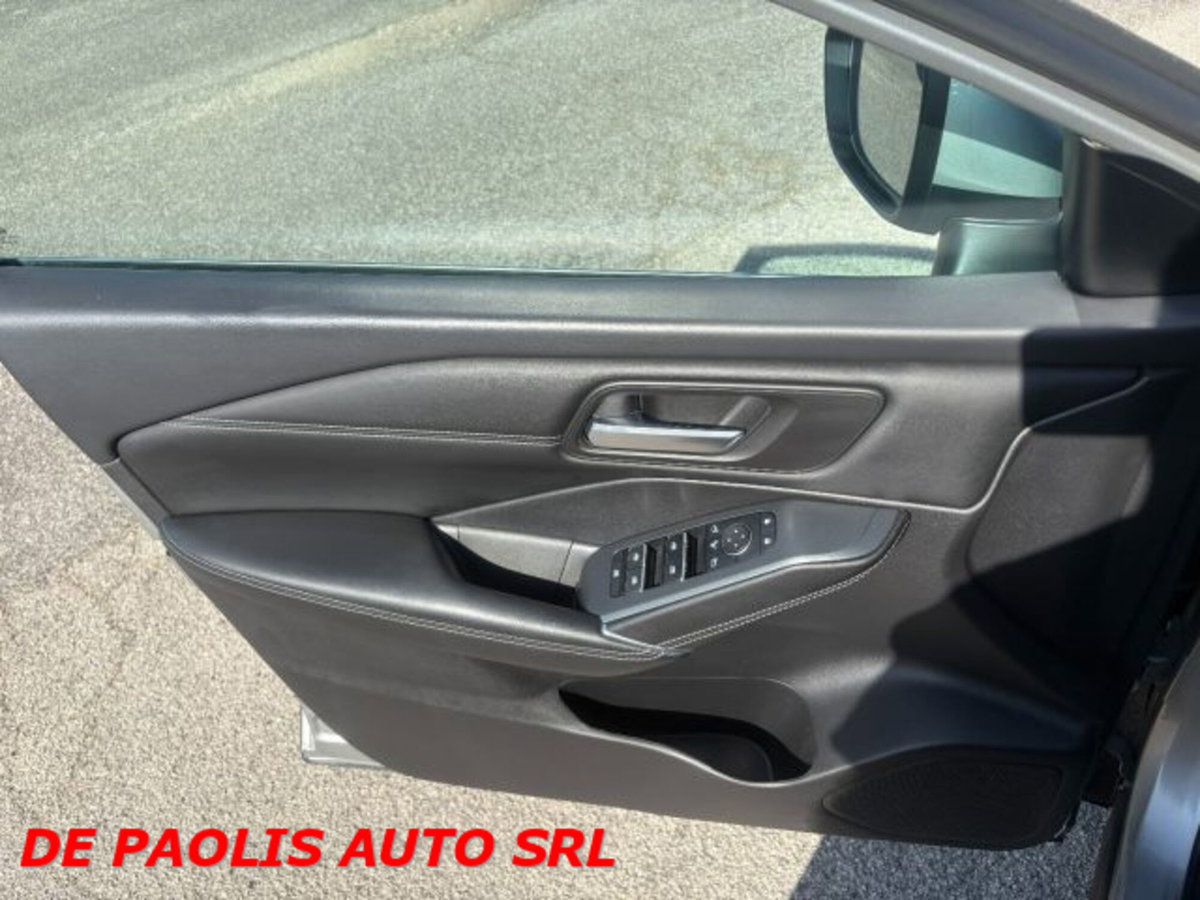 Nissan Qashqai 1.3 mhev N-Connecta 2wd 140cv (5)