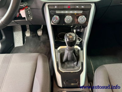 Volkswagen T-Roc 2.0 tdi Life 115cv (13)