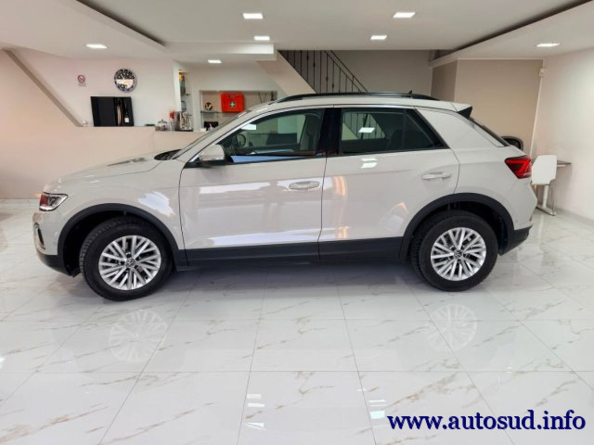 Volkswagen T-Roc 2.0 tdi Life 115cv (4)
