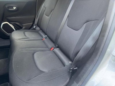 Jeep Renegade 1.6 Mjt DDCT 120 CV Longitude (16)