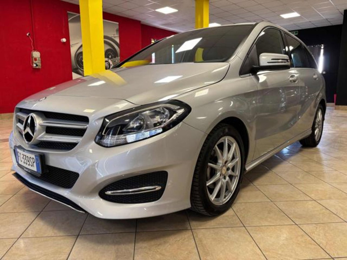 Mercedes-Benz Classe B 180 CDI Sport (2)