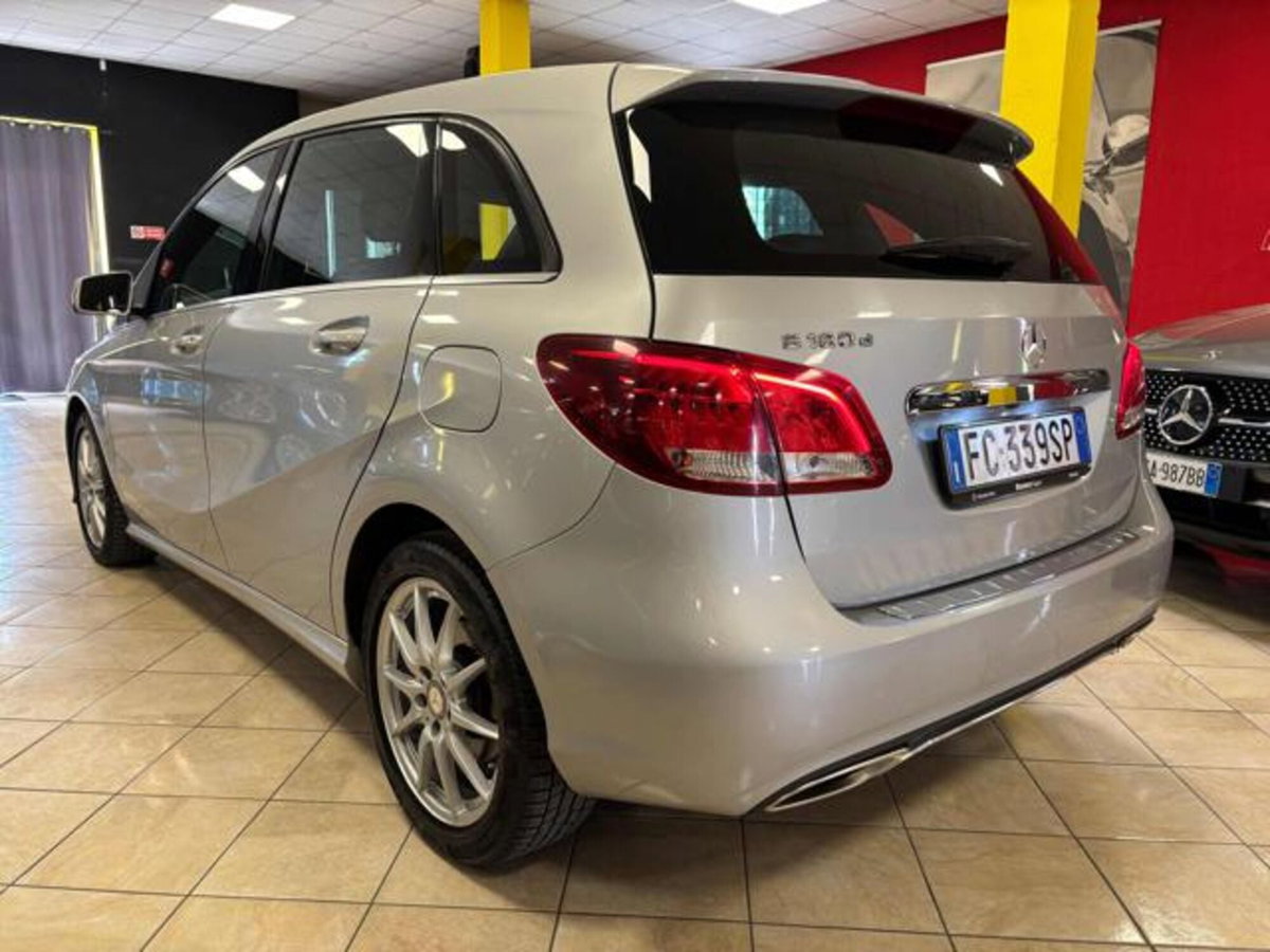 Mercedes-Benz Classe B 180 CDI Sport (5)