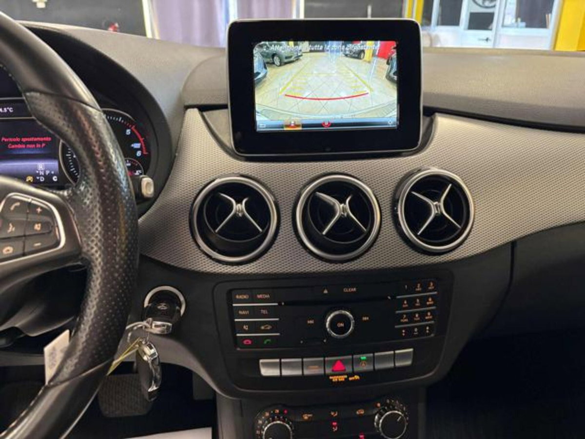 Mercedes-Benz Classe B 180 CDI Sport (8)