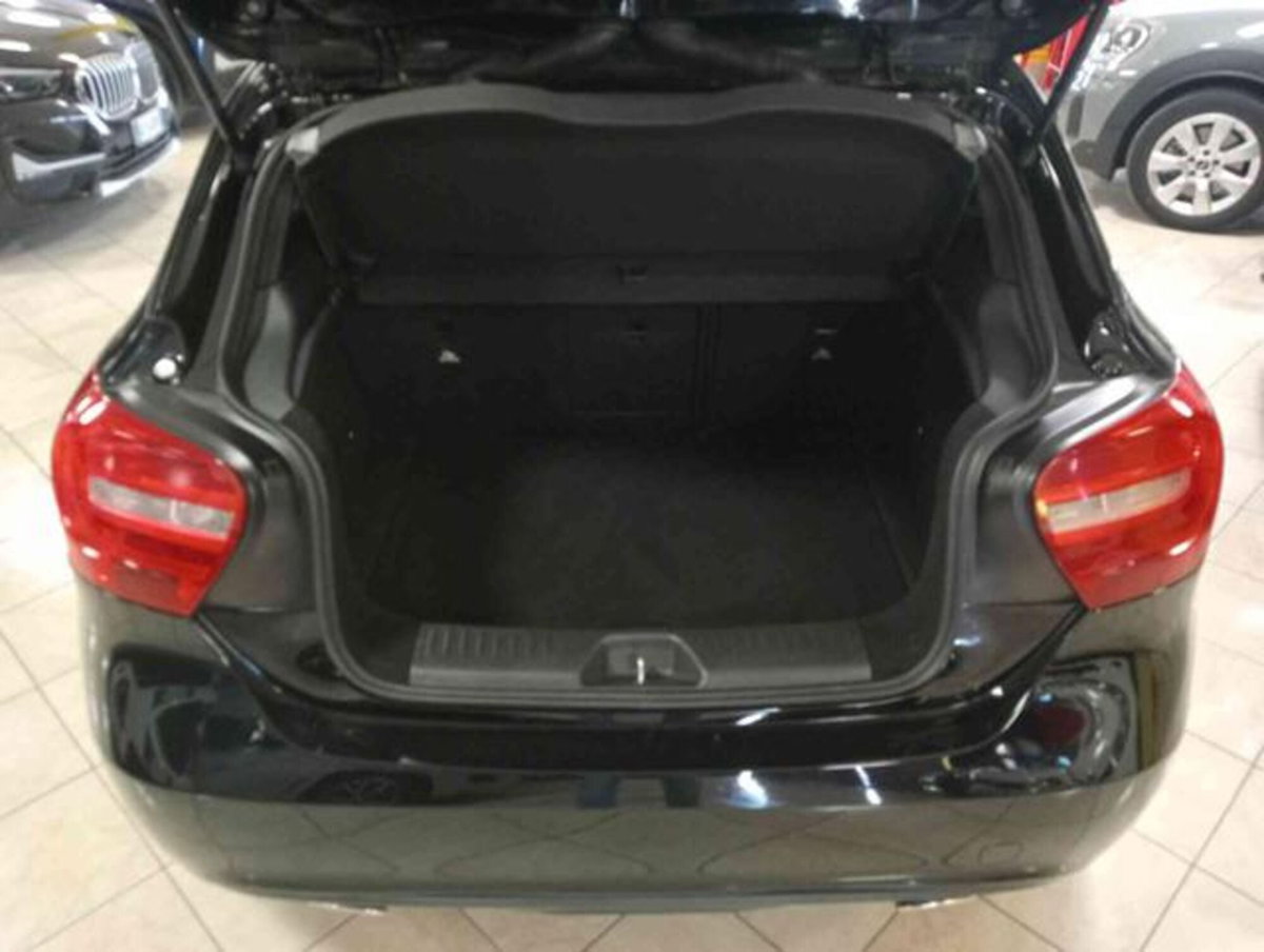 Mercedes-Benz Classe A 160 CDI Sport (14)