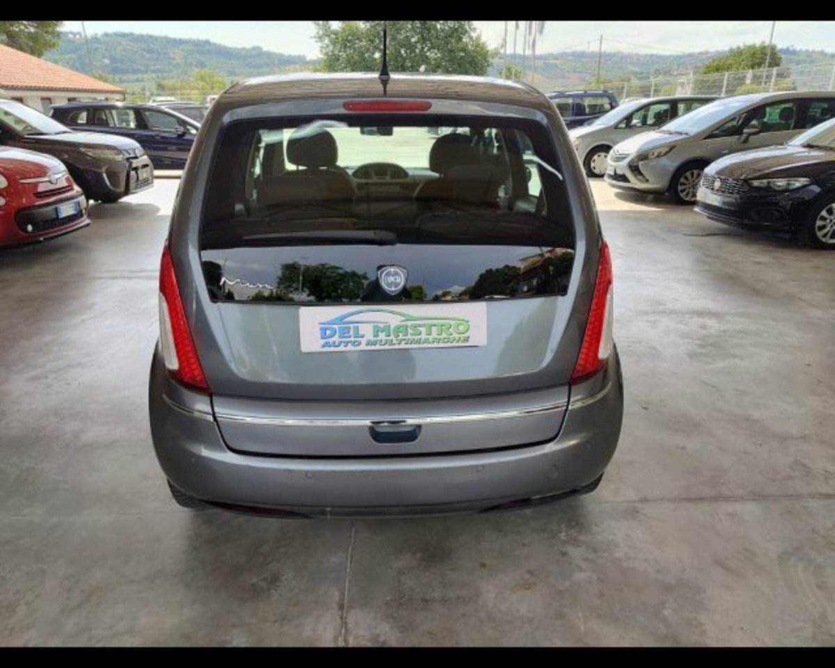 Lancia Musa 1.4 Oro Ecochic GPL (7)