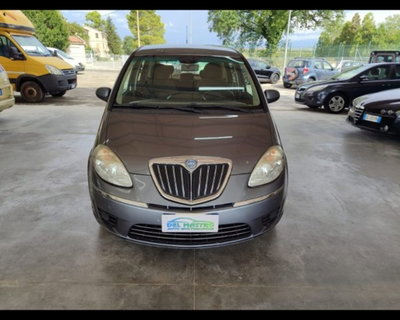 Lancia Musa 1.4 Oro Ecochic GPL (8)