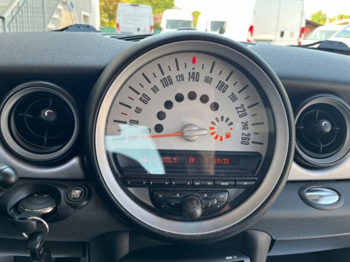 MINI Mini 1.6 16V One (55kW) (10)