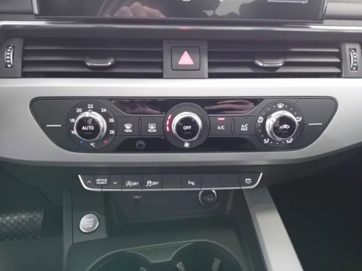 Audi A4 Avant 40 TDI quattro S tronic Business Advanced (16)