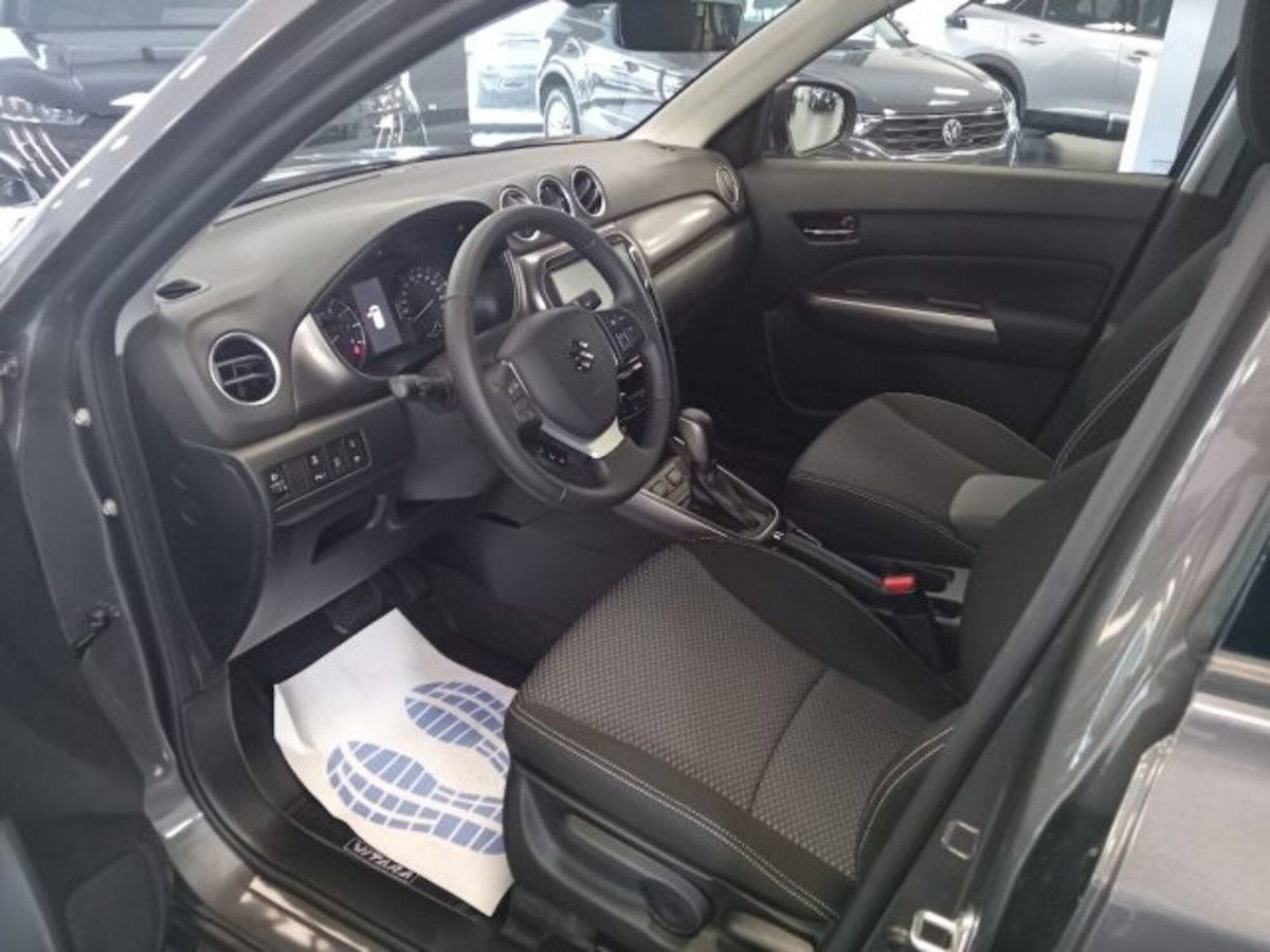 Suzuki Vitara 1.4h Top 2wd 110cv (11)