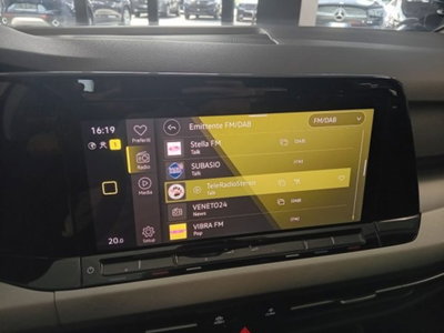 Volkswagen Golf Variant 1.0 eTSI EVO DSG Life (18)