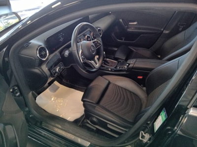 Mercedes-Benz Classe A Sedan 180 4p. Sport (11)