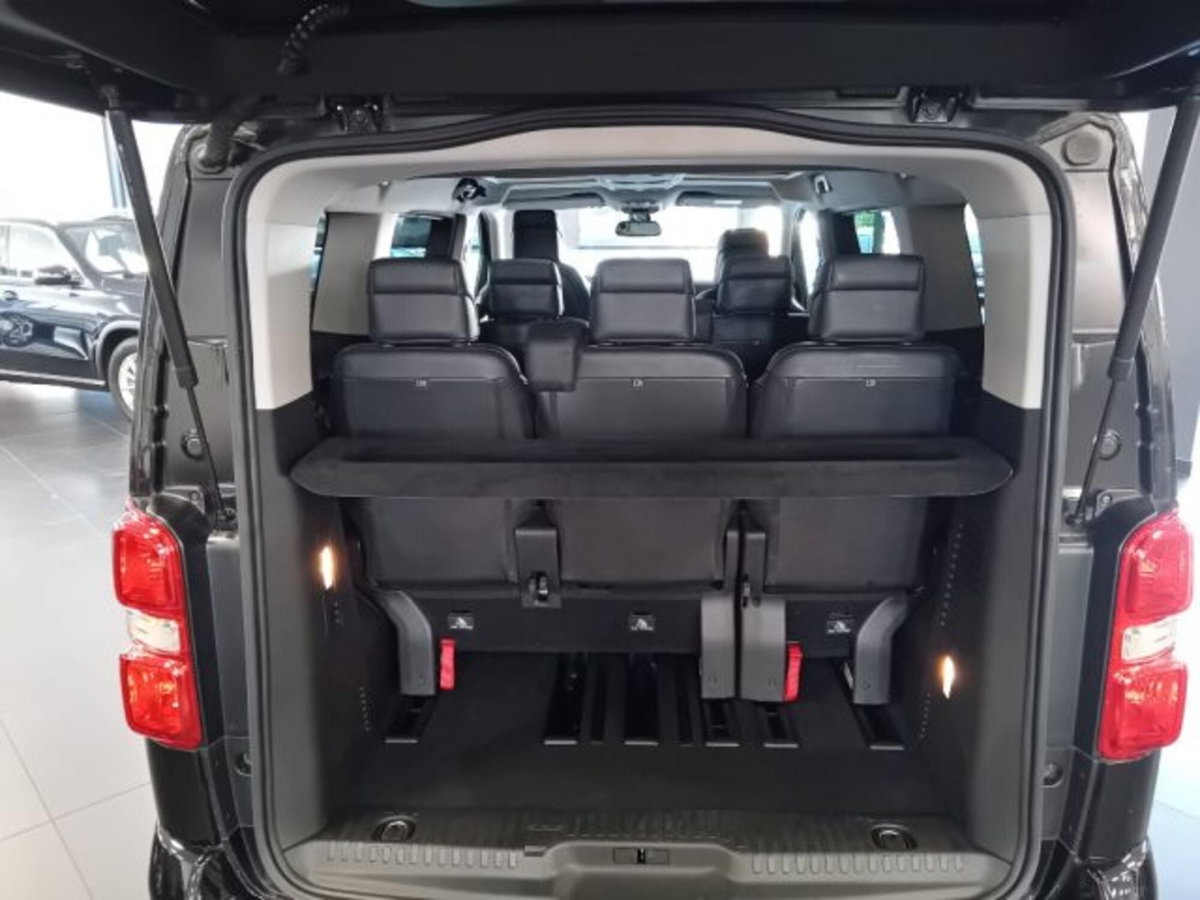 Peugeot Traveller BlueHDi 180 S&S EAT8 Long Allure (10)