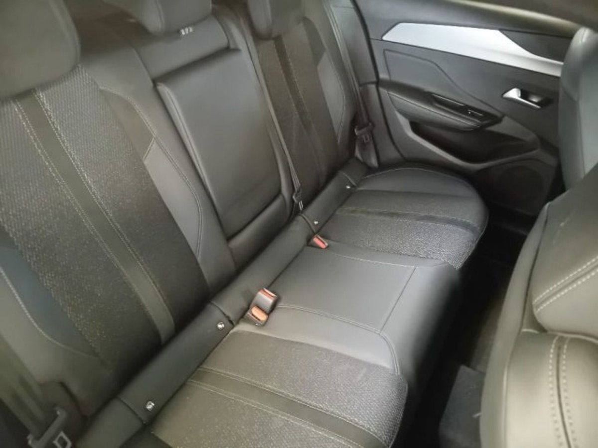 Peugeot 308 SW 1.5 bluehdi GT s&s 130cv eat8 (13)