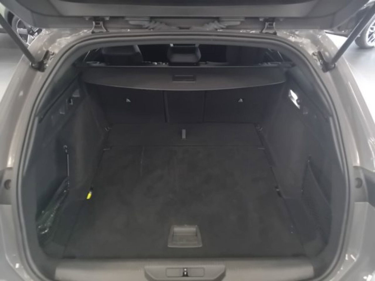 Peugeot 308 SW 1.5 bluehdi GT s&s 130cv eat8 (9)