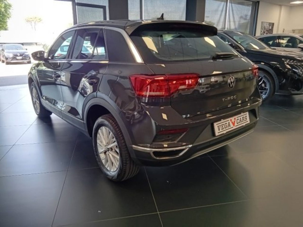Volkswagen T-Roc 1.0 TSI Style (6)