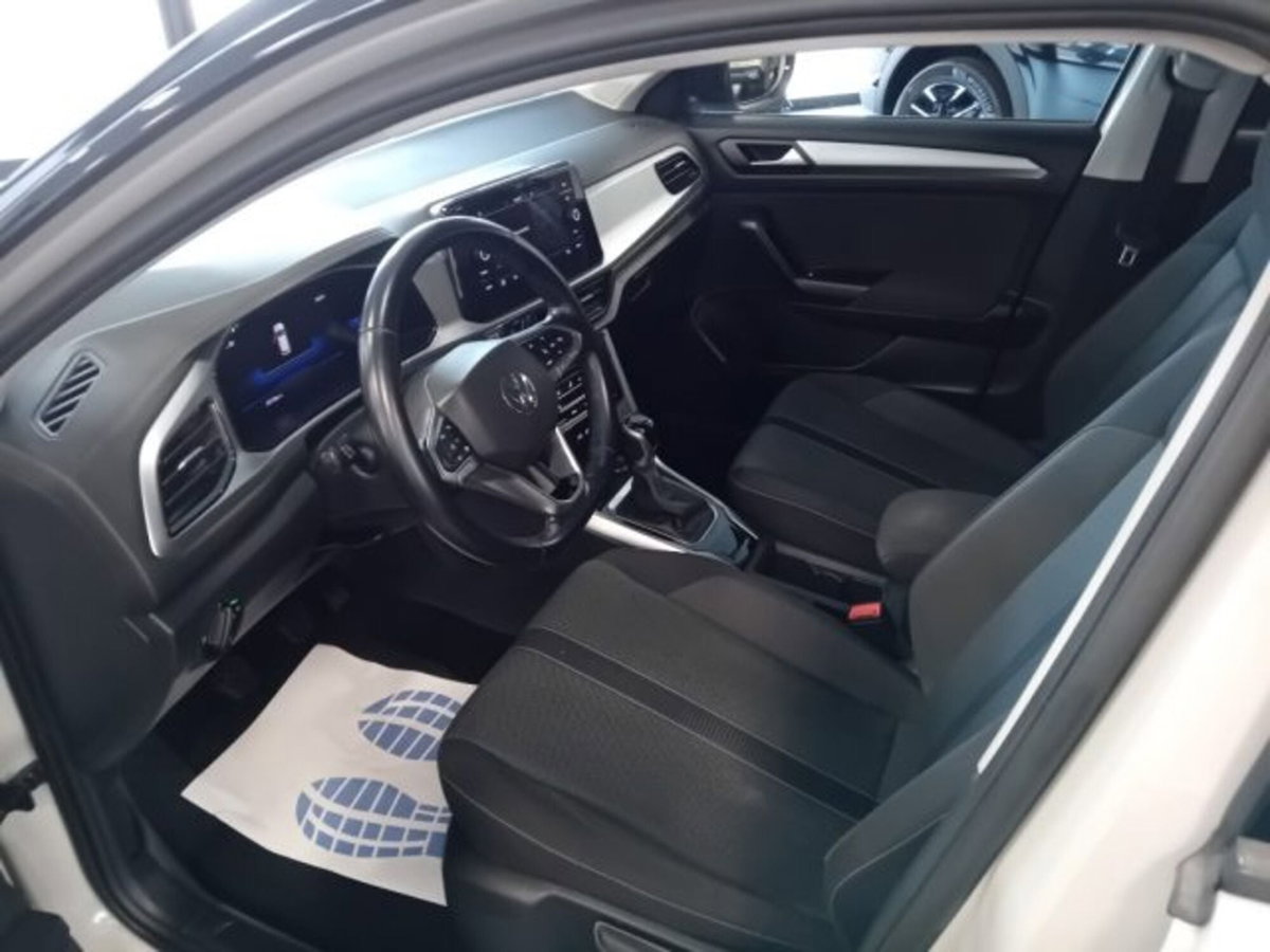 Volkswagen T-Roc 1.0 TSI Life (11)