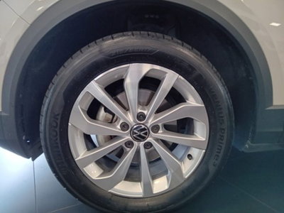 Volkswagen T-Roc 1.0 TSI Life (5)