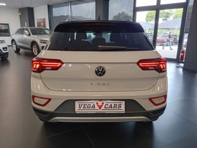 Volkswagen T-Roc 1.0 TSI Life (7)