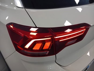 Volkswagen T-Roc 1.0 TSI Life (9)