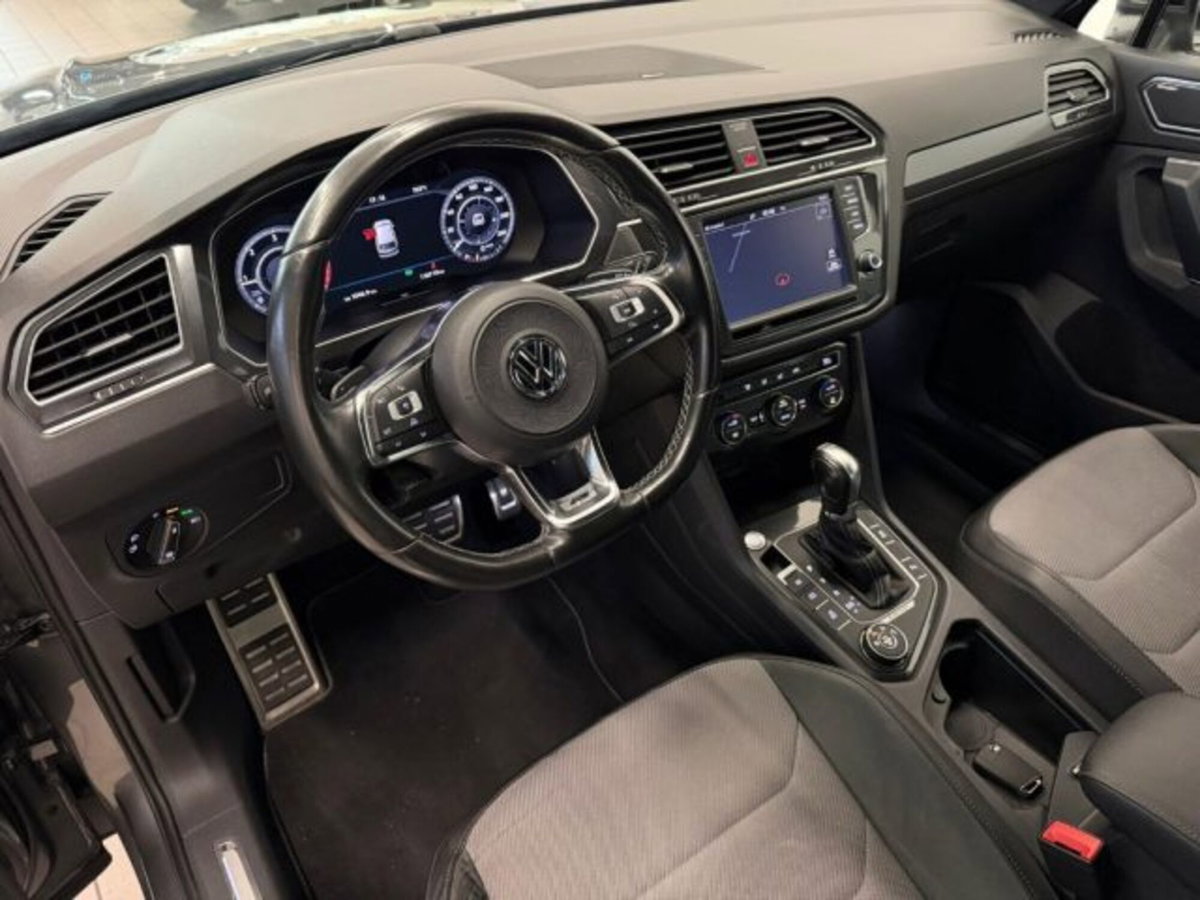 Volkswagen Tiguan 2.0 BiTDI SCR DSG 4MOTION Executive R-Line BMT (12)