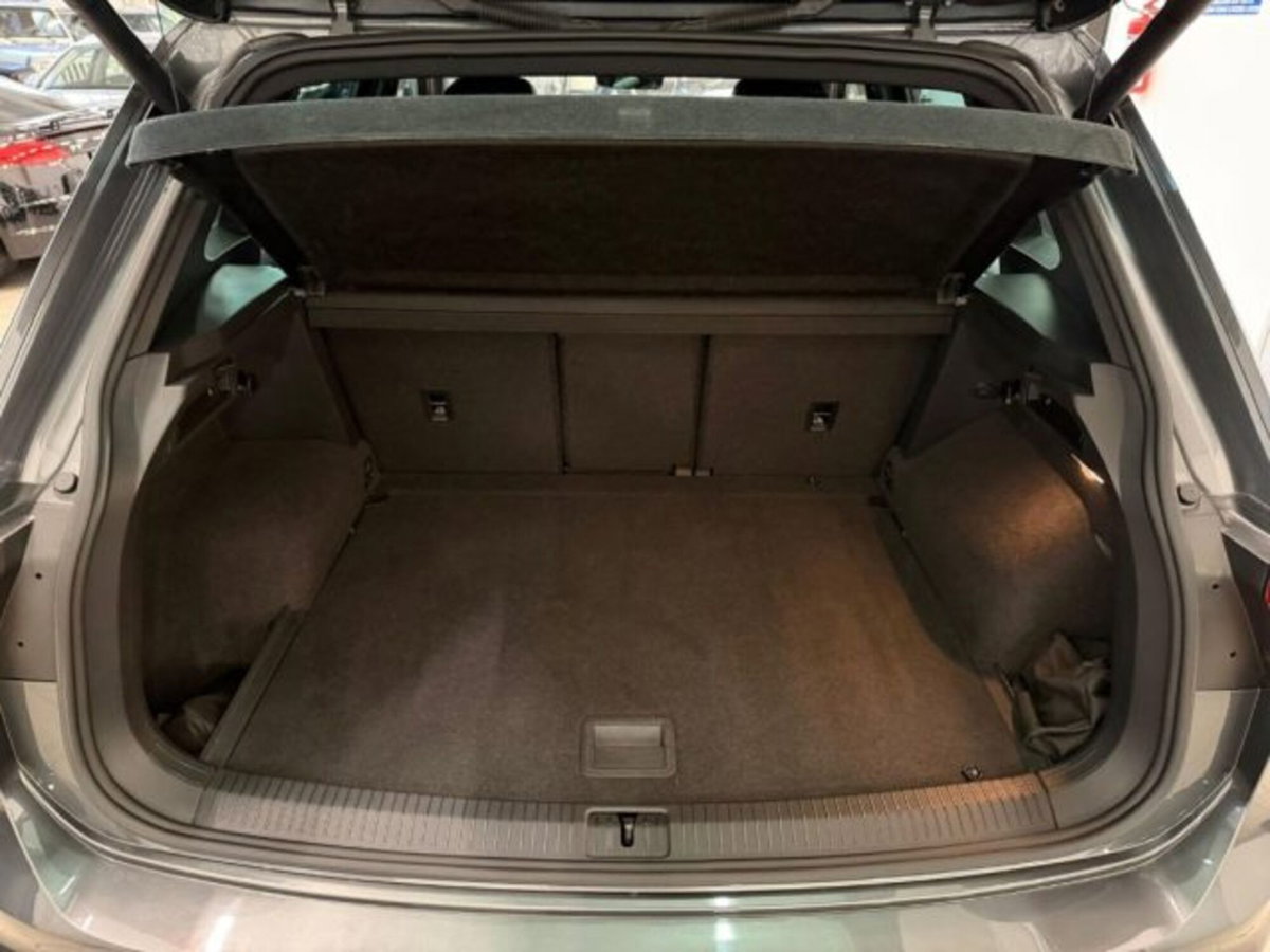 Volkswagen Tiguan 2.0 BiTDI SCR DSG 4MOTION Executive R-Line BMT (15)