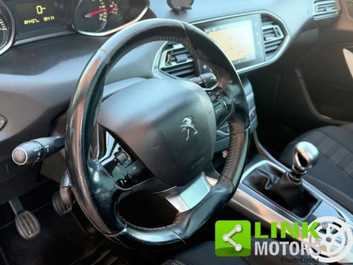 Peugeot 308 SW BlueHDi 120 S&S EAT6 Active (11)