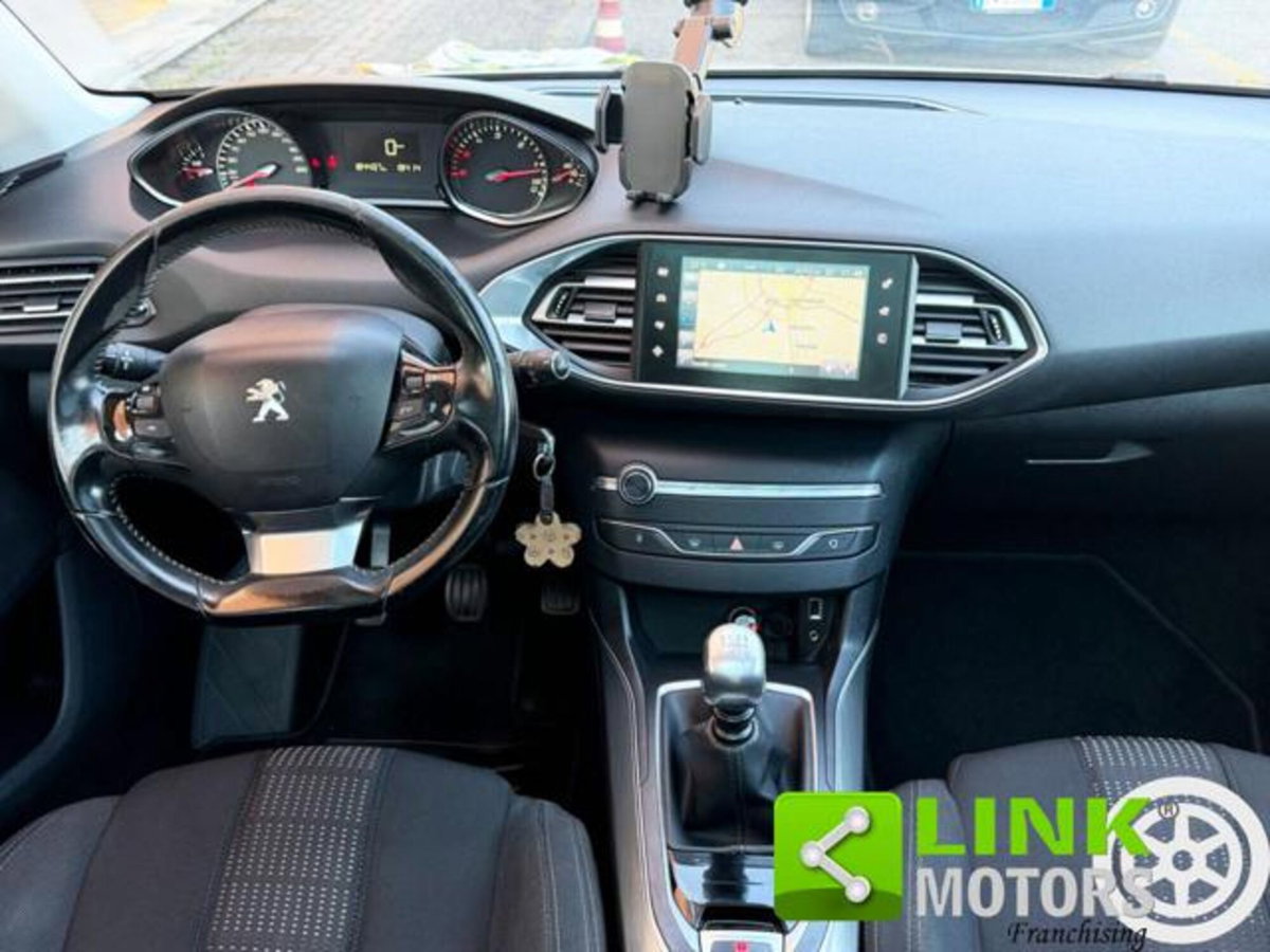 Peugeot 308 SW BlueHDi 120 S&S EAT6 Active (15)